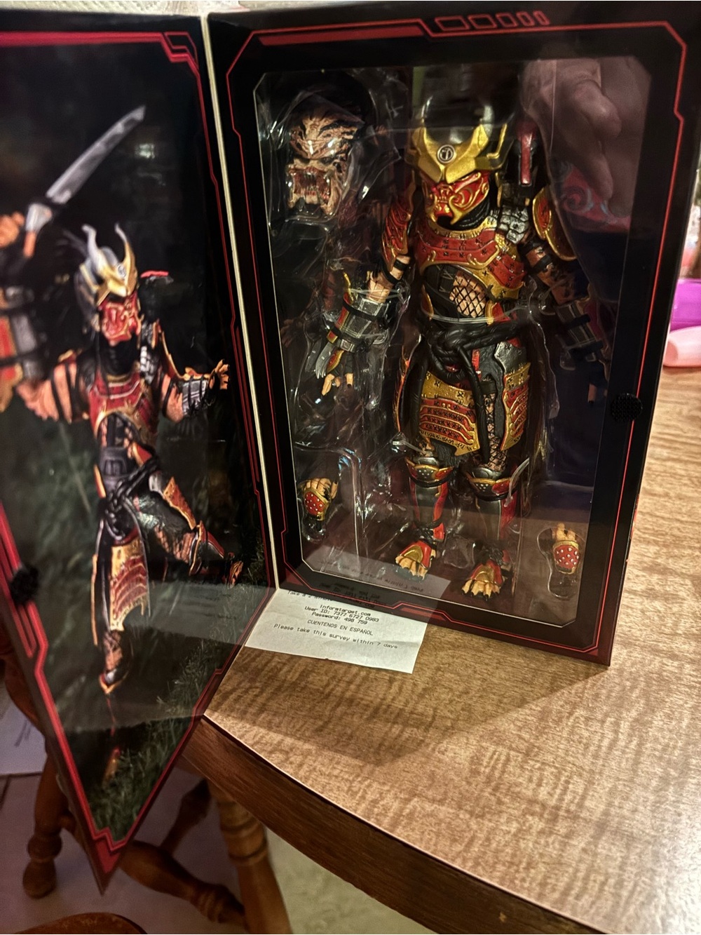 Predator Hunting Grounds Ultimate Samurai Predator Action Figure - Black & Red - Picture 2 of 3